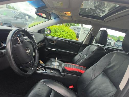 Blizzard Pearl 2014 Toyota Avalon XLE Touring