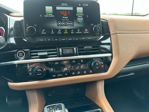 2024 Nissan Pathfinder Platinum FWD