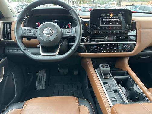 2024 Nissan Pathfinder Platinum FWD