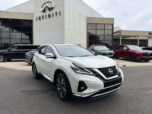 Pearl White Tricoat 2024 Nissan Murano SL FWD