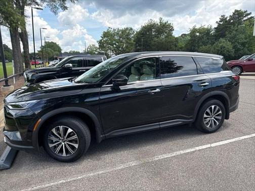 2025 INFINITI QX60 Pure