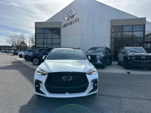 2023 INFINITI QX50 SPORT