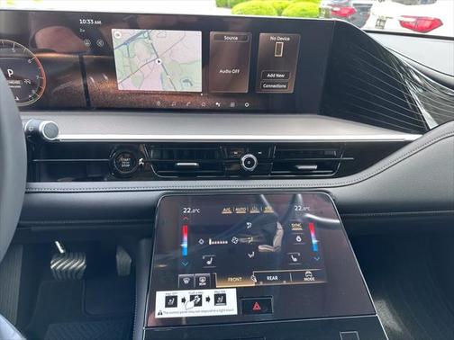 2025 INFINITI QX80 PURE