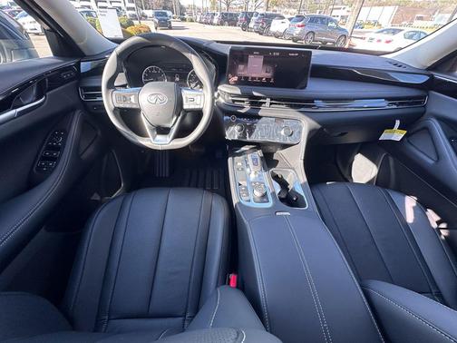 2025 INFINITI QX60 Pure