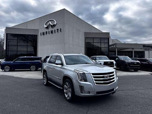 2020 Cadillac Escalade Luxury