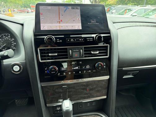 Aspen White TriCoat Pearl 2022 Nissan Armada Platinum 2WD