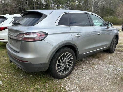 2020 Lincoln Nautilus Reserve