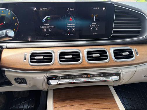 White 2022 Mercedes-Benz GLE 350 Base