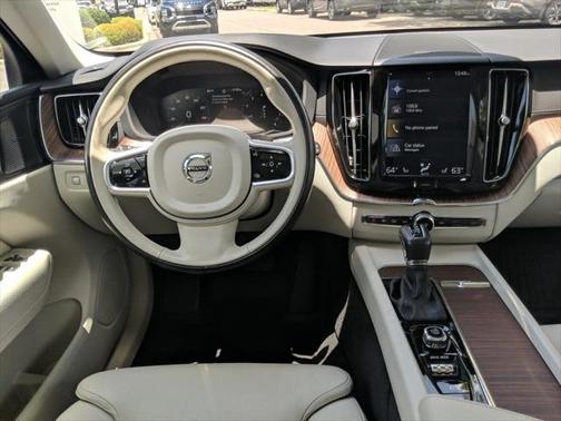 2020 Volvo XC60 T5 Inscription