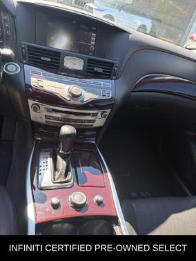 2018 INFINITI Q70 3.7 LUXE