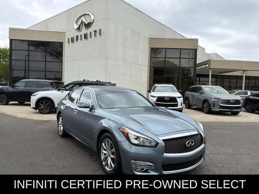 Hagane Blue 2018 INFINITI Q70 3.7 LUXE