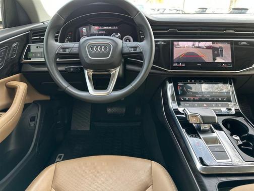 2023 Audi Q8 55 Premium Plus