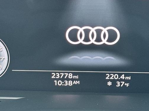 2023 Audi Q8 55 Premium Plus