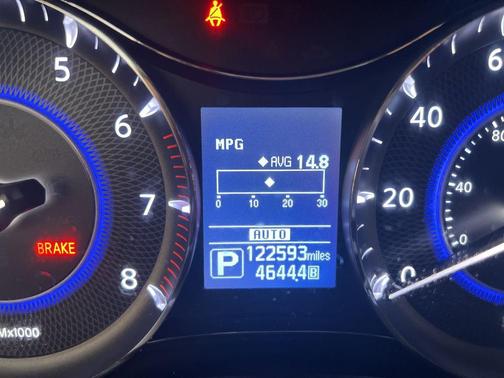 2015 INFINITI QX80 Base