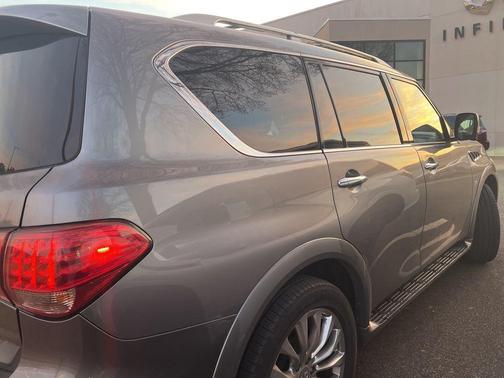 2015 INFINITI QX80 Base