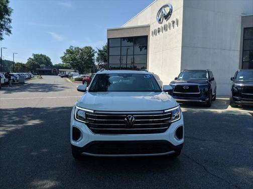 2025 Volkswagen Atlas 2.0T SE w/Technology 4MOTION