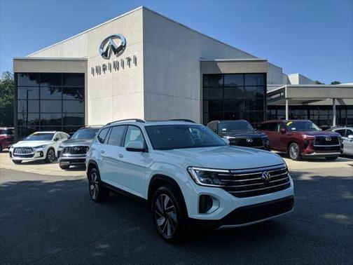 2025 Volkswagen Atlas 2.0T SE w/Technology 4MOTION