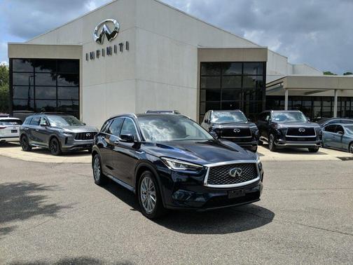 2024 INFINITI QX50 LUXE