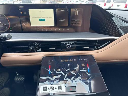 2025 INFINITI QX80 SENSORY AWD