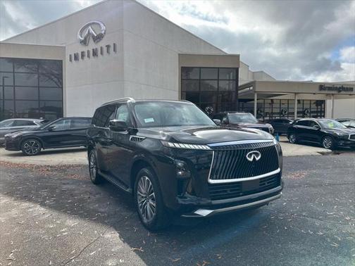 2025 INFINITI QX80 Luxe
