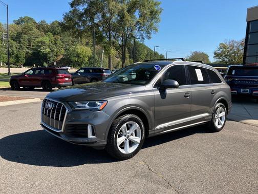 2021 Audi Q7 45 Premium