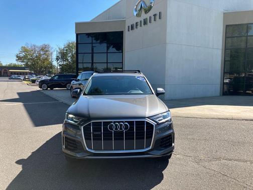 2021 Audi Q7 45 Premium