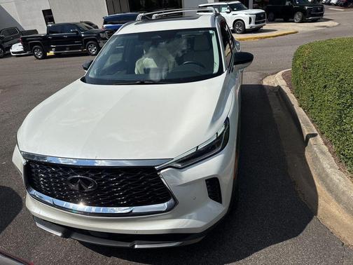 2023 INFINITI QX60 SENSORY