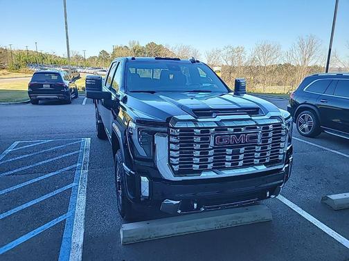 2025 GMC Sierra 2500 Denali