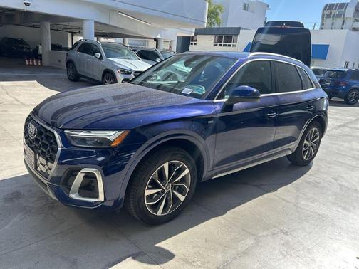 2022 Audi Q5 45 S line Premium Plus