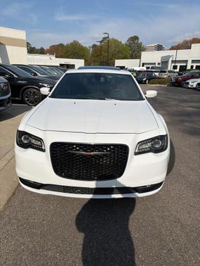 Bright White Clearcoat 2023 Chrysler 300 S