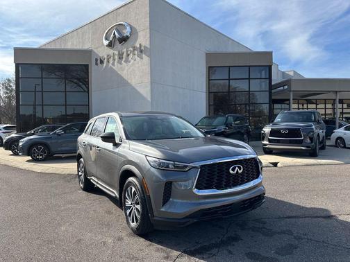 2025 INFINITI QX60 Pure