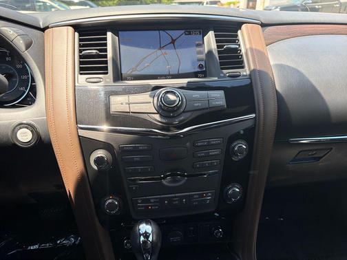 Pearl White Tricoat 2020 Nissan Armada Platinum 2WD