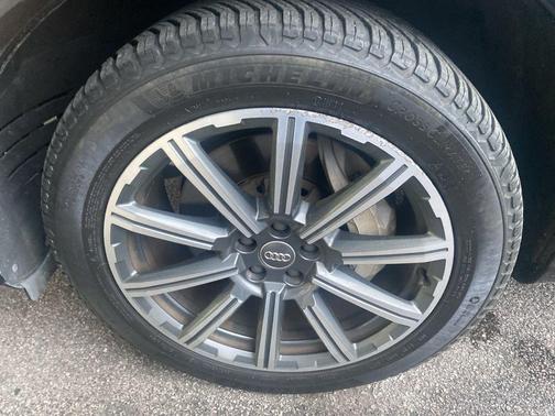 2017 Audi Q7 3.0T Premium