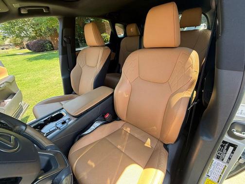 Iridium 2023 Lexus RX 350 Premium