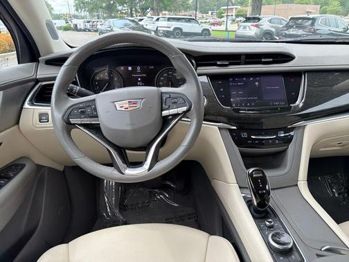 Shadow Metallic 2020 Cadillac XT6 Premium Luxury AWD