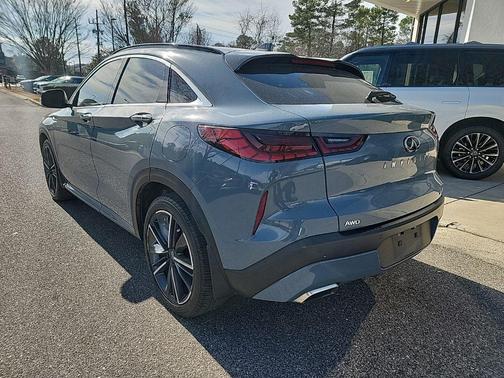 2023 INFINITI QX55 LUXE