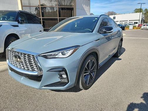 2023 INFINITI QX55 LUXE