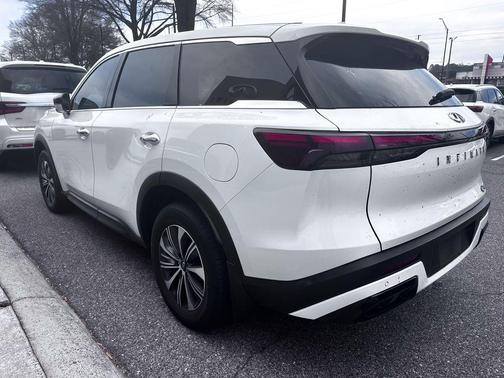 2023 INFINITI QX60 Pure