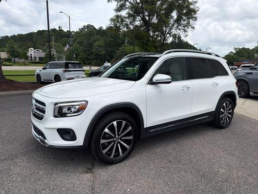White 2022 Mercedes-Benz GLB 250 Base