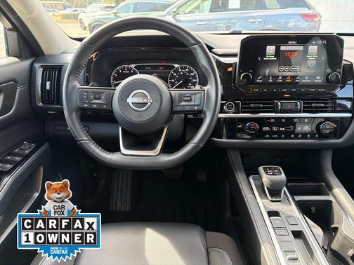 2024 Nissan Pathfinder SL FWD