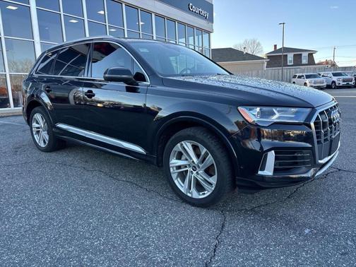 2021 Audi Q7 55 Premium Plus