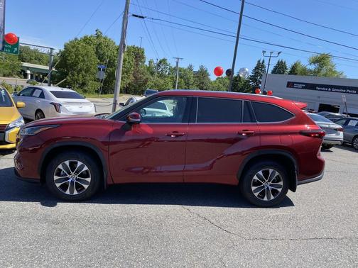 Ruby Flare Pearl 2021 Toyota Highlander XLE