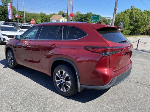 Ruby Flare Pearl 2021 Toyota Highlander XLE