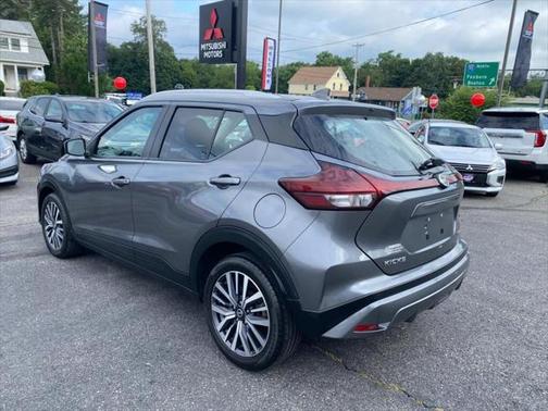 2021 Nissan Kicks SV