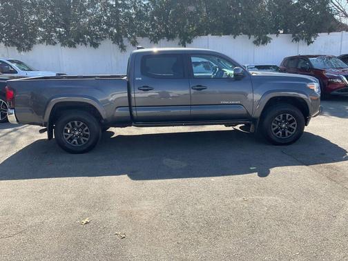 2020 Toyota Tacoma SR5