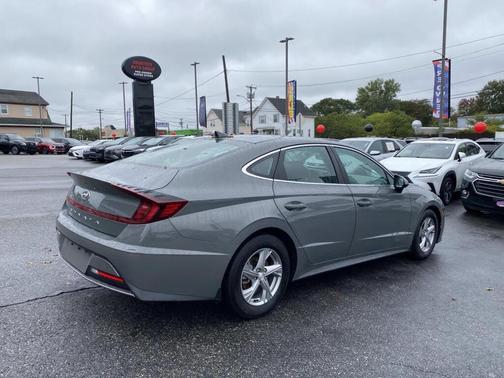 2023 Hyundai SONATA SE
