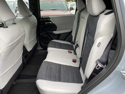 2026 Mitsubishi Outlander SE 2.5 2WD