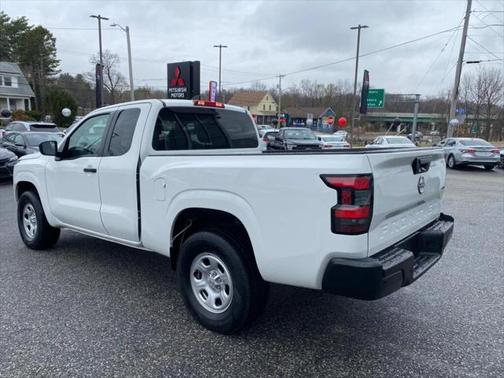 2023 Nissan Frontier S