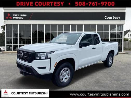 2023 Nissan Frontier S