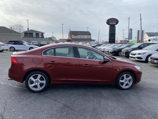 2012 Volvo S60 T5